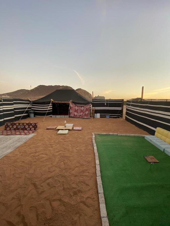 Campsite مخيم السلام Medina